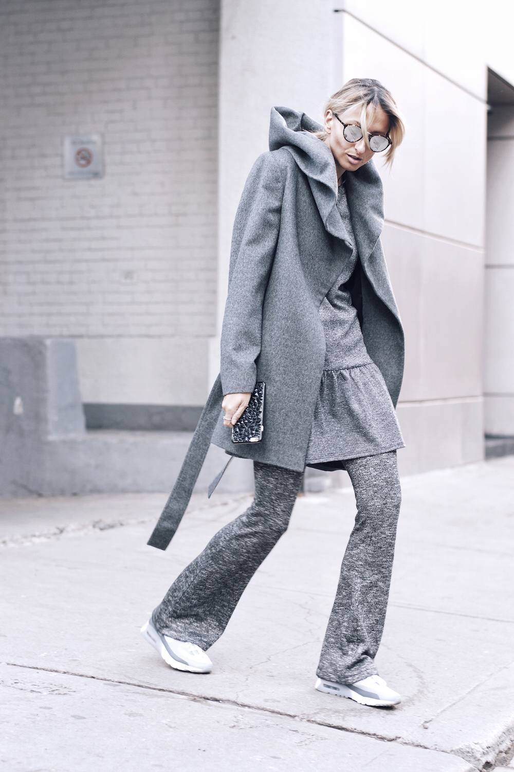 All grey outift monochrome street style 02