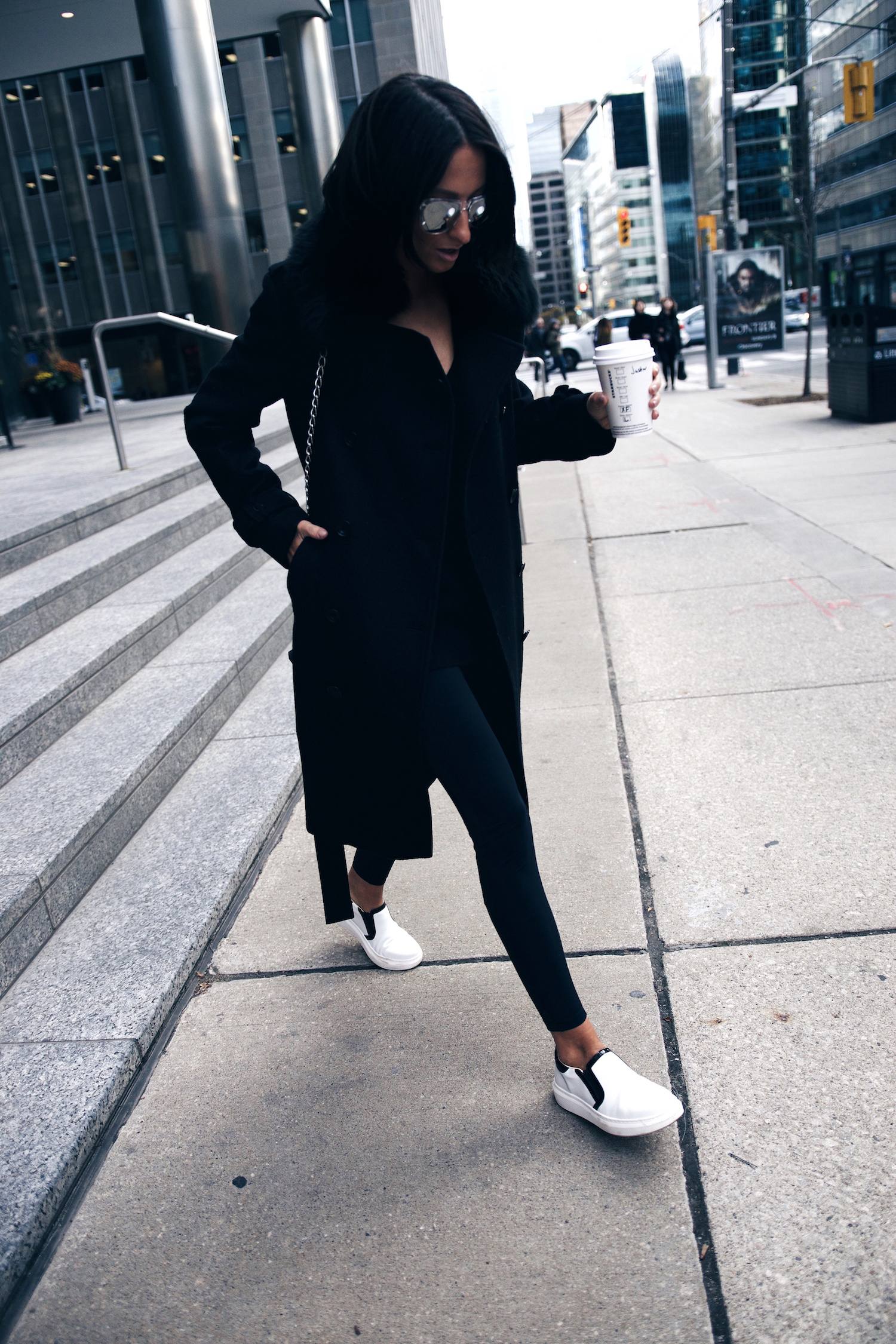 An Easy Way to Style Leggings with Killer Sneakers – JUSTINE